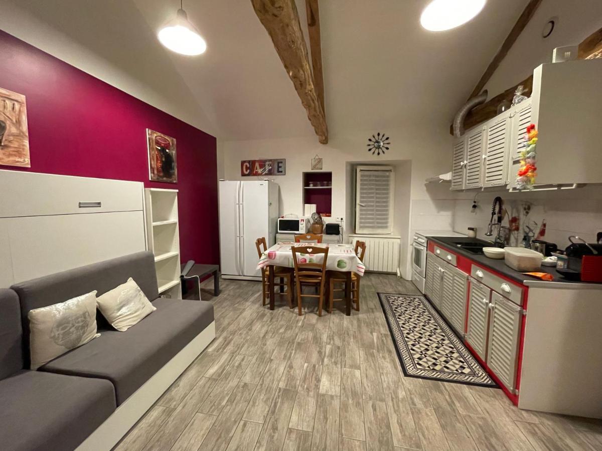 Le Studio Montclar (Aveyron) Exterior foto